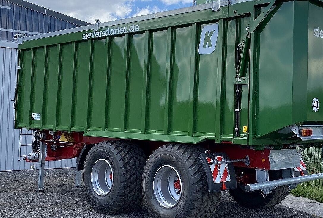 Agroliner TAW20 mit Flügelverdeck